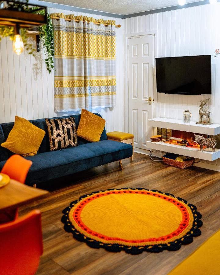 Wooden Cosy Retreat Hunters Quay * Dunoon